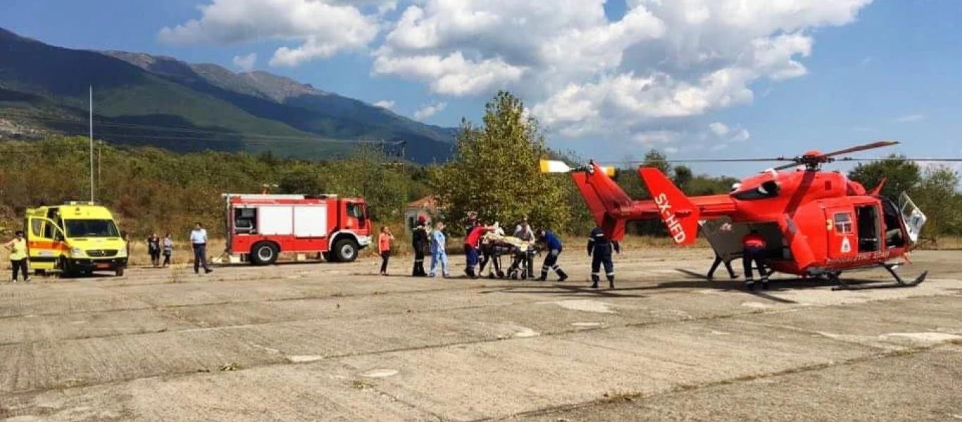 Σύρος: Η αεροδιακομιδή 88χρονου με κορωνοϊό (βίντεο)